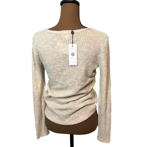 Socialite Henley Top Oatmeal and White Size XS NWT Super Soft Long Sleeve - Picture 4 of 6